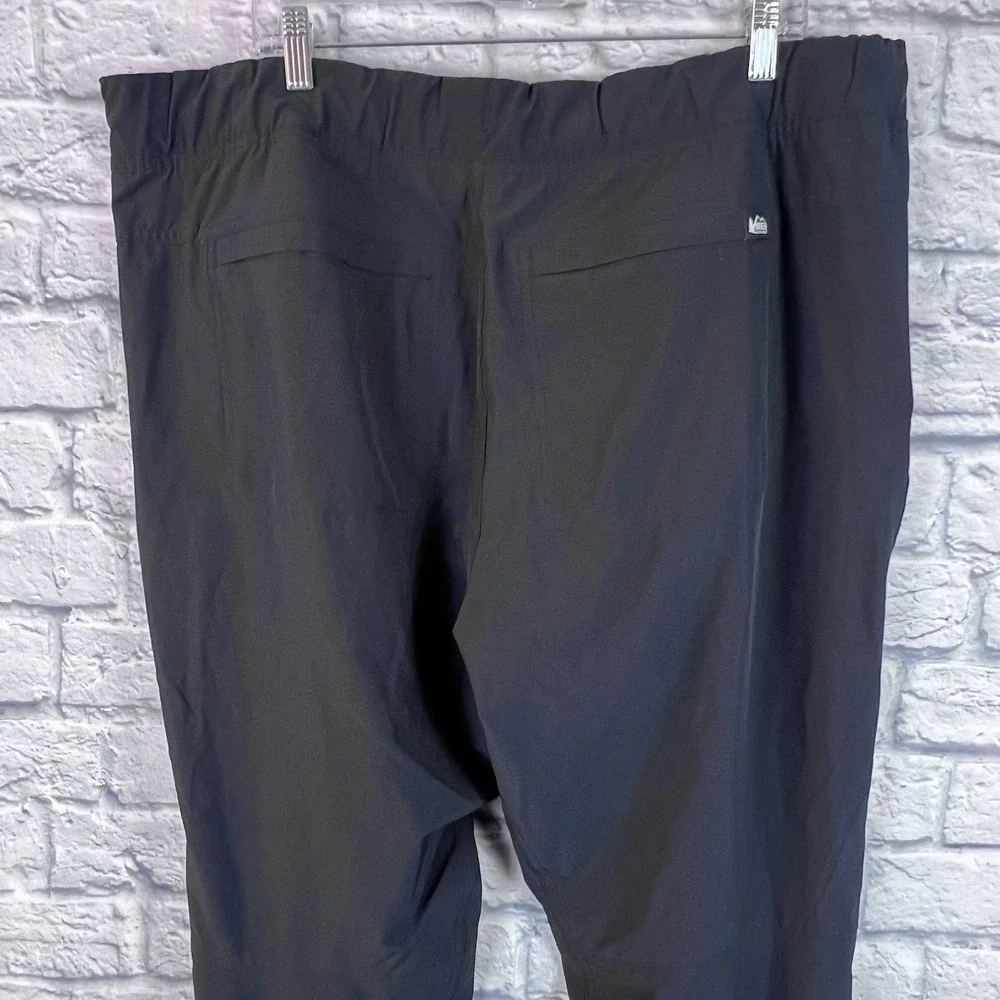 REI Cooperative Men Drawstring Stretch Outdoor Hiking Comfort‎ Pants Sz XL 40X31